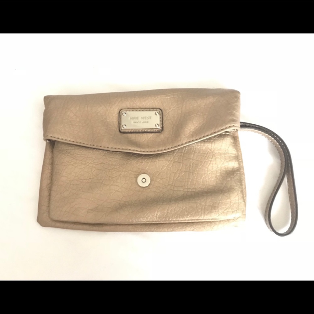 Nine West clutch/ purse, new,  gold